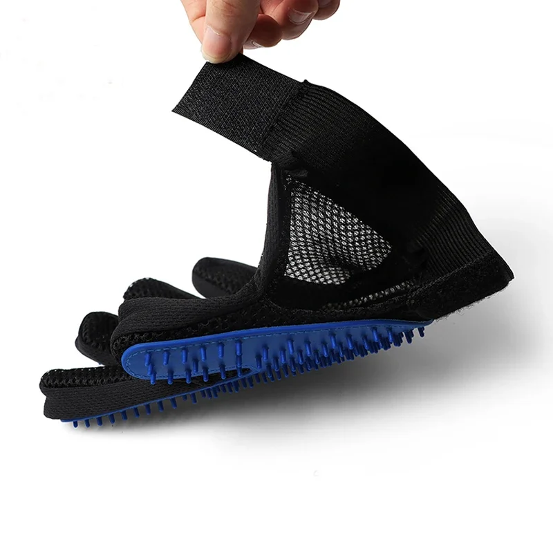 groming glove desing