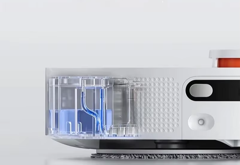 internal part of vacuum cleaner that handles water usage